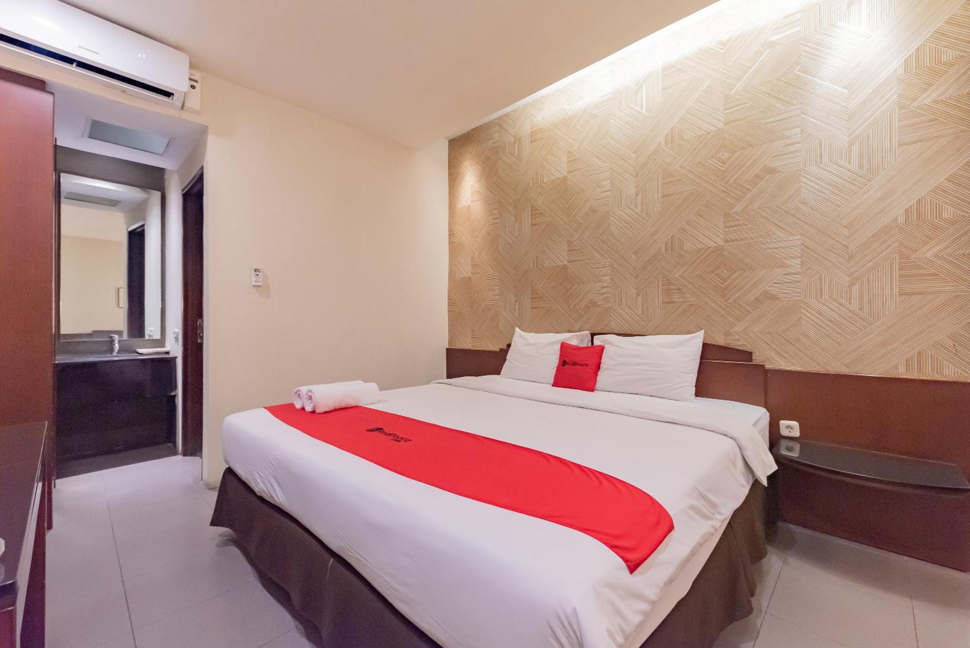 Reddoorz Plus @ Cipaganti Street 3 Bandung Exterior foto